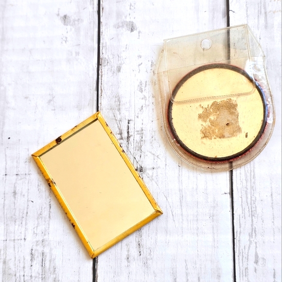 VINTAGE COCA COLA COKE LOT #4 Coasters, Playing cards in Tin, Mirrors, Puzzles - Picture 10 of 10